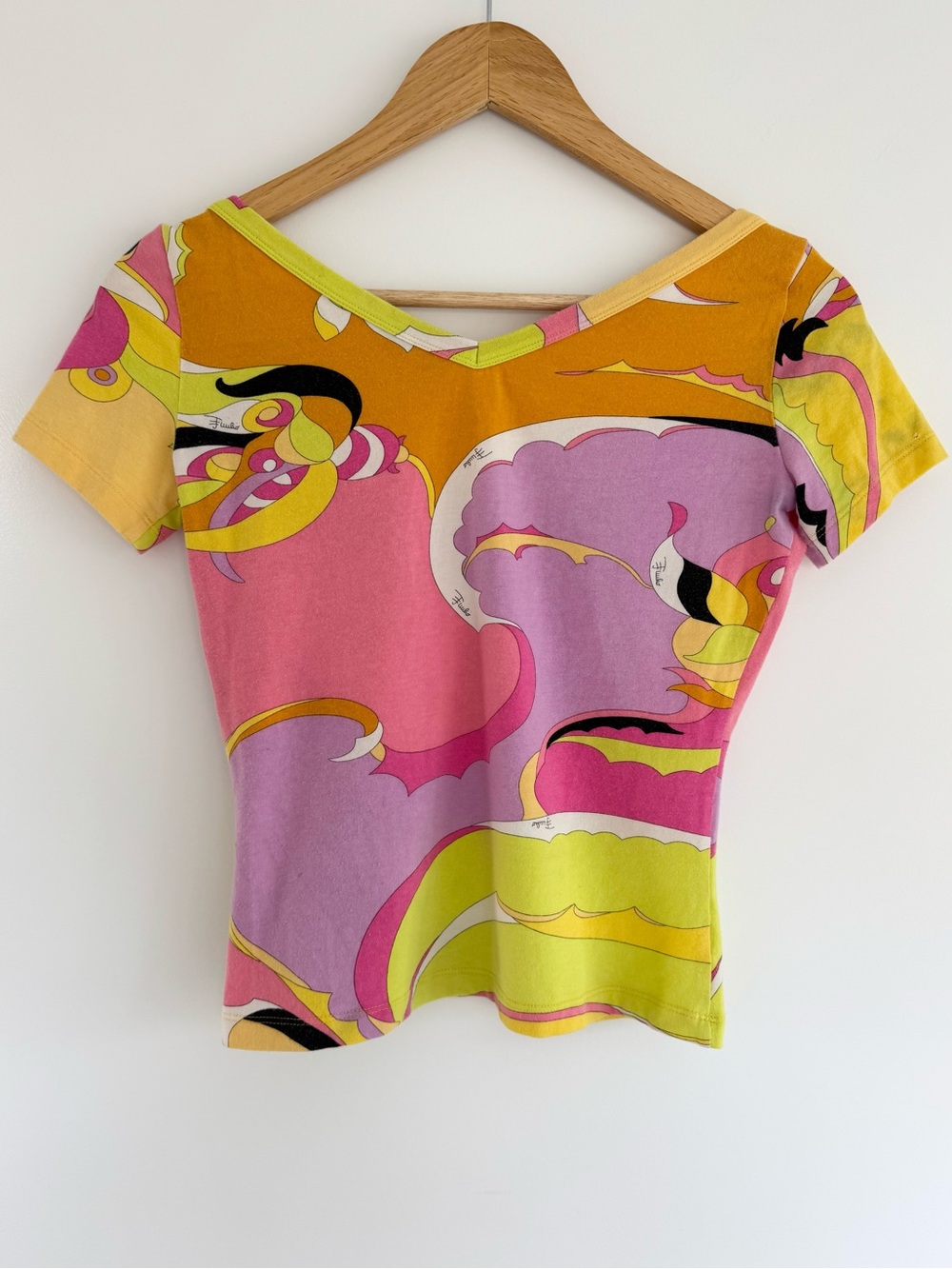 Authentic Emilio Pucci multicolor vintage tshirt - Picture 7 of 10
